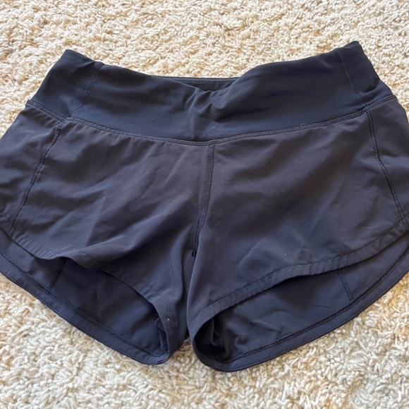 Lululemon Hawaiian Islands Speed Up Short - Picture 2 of 8